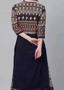 Women Kurta Plazzo And Ethnic Jacket