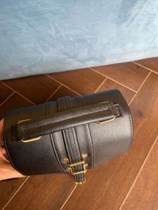 Stylish Black Handbag