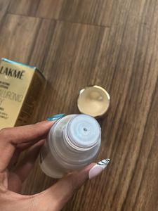 Lakme Hyaluronic Dewy Essence