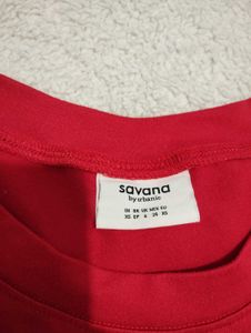 Savana Red top