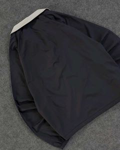 LAKELAND ZIPPER WINDCHEATER