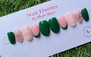 Press-On Nail Set