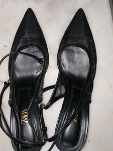 Zara Brand New Black Heels