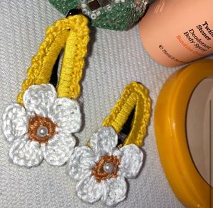 Cute Crochet Hairpins
