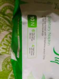 DewGarden Sanitary Napkins