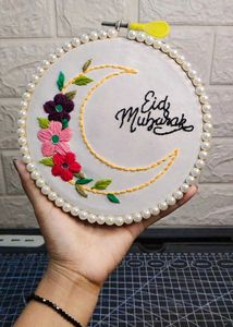 EID Mubarak Embroidered Hoop 🌙💐
