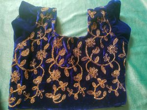💥Clearance Sale Fancy Velvet Top With Brocade Skirt