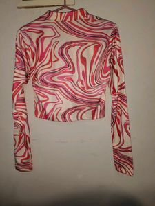 Swirl Print Long Sleeve Crop Top