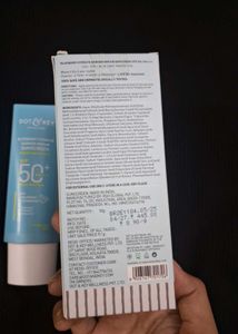 Dot &amp; Key Blueberry Sunscreen SPF 50