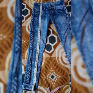 Women&#39;s Jeans