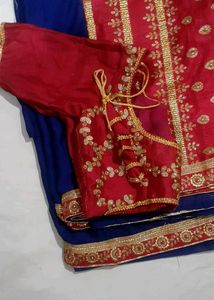 Elegant Blue Saree With Pink Pallu and Blouse
