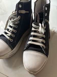 Black Shoes