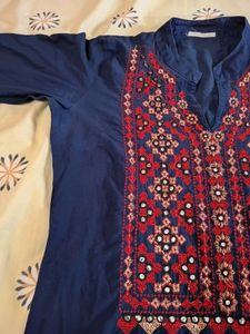 Navy Blue Kurta With Thread And Mirror Work