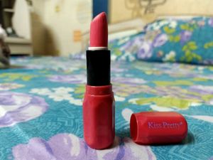 Peachy Pink Lipstick