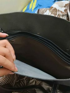 Black Vegan Leather Large Tote Bag with inner Pouc