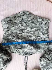 Textured Puff Sleeve Top