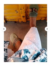 White chikenkarti plazo