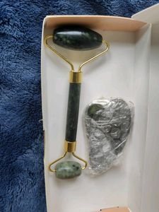 Plix Guasha Quartz And Jade Roller
