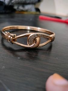 New One Piece Bangle/Kadga With Locking