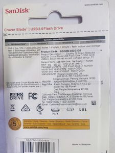 SanDisk 32 GB Flash Drive