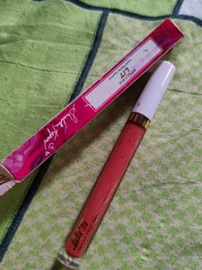 Myglamm Corel,Rust Lipstick