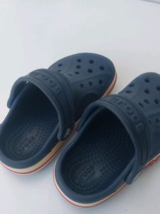 unisex crocs