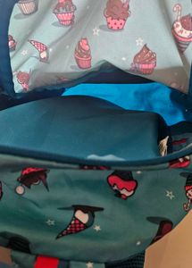 Wildcraft junior school bag