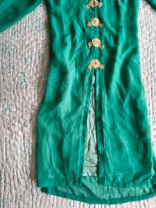 Emerald Green &amp; Gold Embellished Kurti