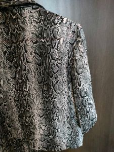 Snake Print Cropped Shirt
