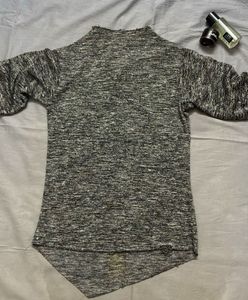 Heathered Gray Top