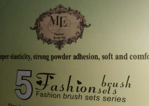 Unused ME&#39;s Brush set (5)