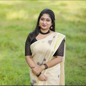 Looks Fresh new set saree 🖤✨