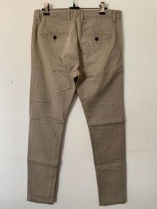 Chinos