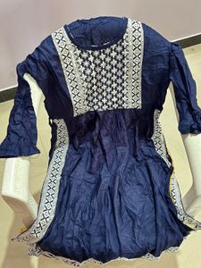 Nyra Pattern Kurta Set