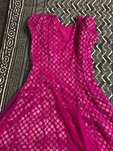 Beautiful Net Kurti With Brocade Lining And V Neck