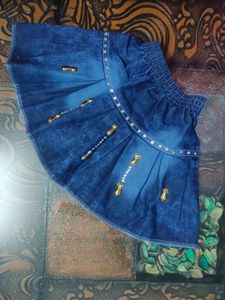Beautiful Top And Denim Skirt Set