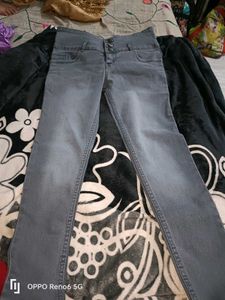 Gray High-Waisted Jeans