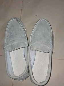 GENTS OR LADY SHOE FROM DUBAI