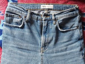 Zara SLIM Fit Jeans (Suitable For 5&#39;1-5&#39;2 Height)