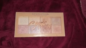❗❕Sale❗❕Makeup Revolution Soph X Highlighter Pal