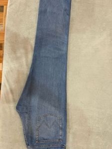 Wrangler Straight Fit Jeans