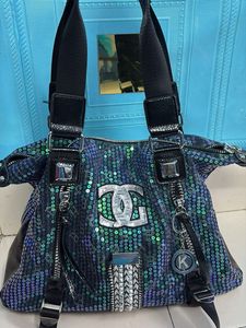 sequence shoulder bag