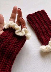 Viral Crochet Fingerless Gloves