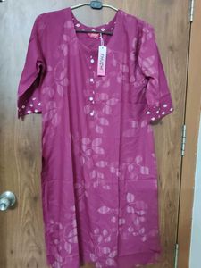 Magenta Floral Print Kurta with Tag