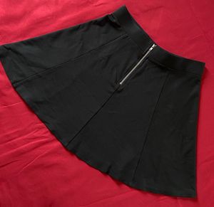 H&amp;M Black Skirt