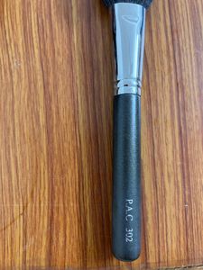 PAC 302 Brush &amp; Pouch