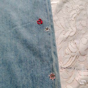 Small Flower Embroidery Denim Jeans
