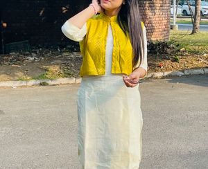 Elegant Ethnic Kurta Set with Jacket