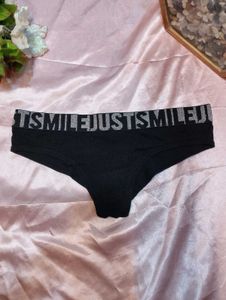 Just Smile Briefs💥