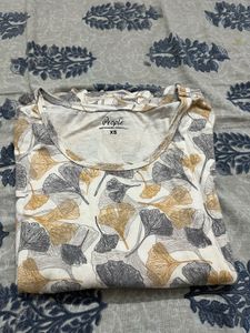 People XS Floral Print Tee